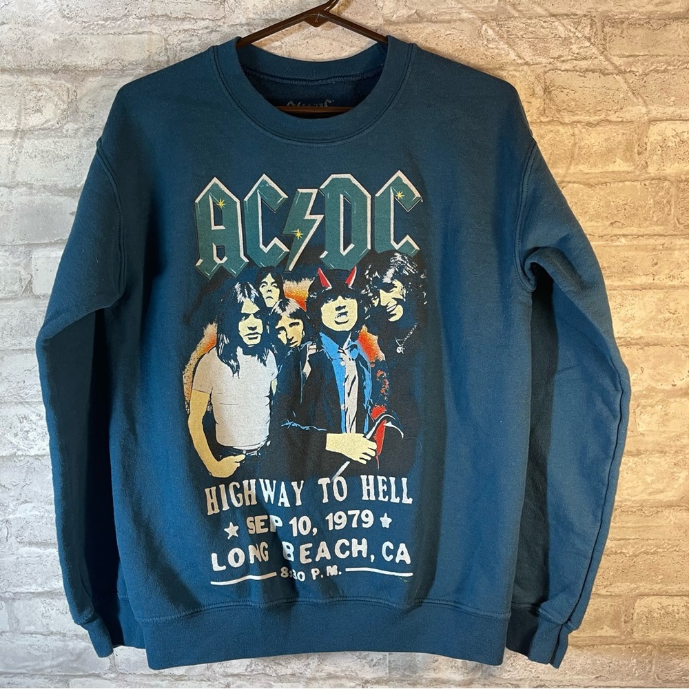 AC DC Highway to Hell 1979 Long Beach CA Blue Sweatshirt Size Small